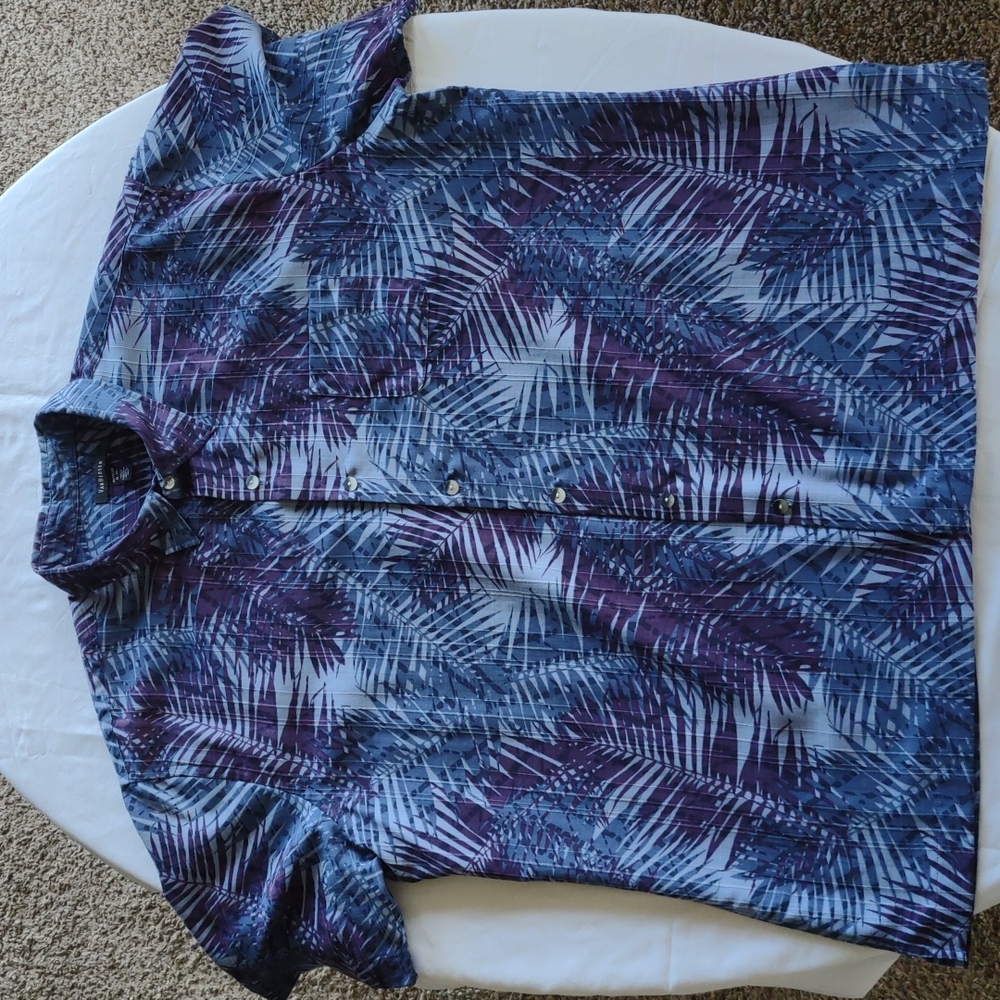 Van Heusen 2 XL polyester sport shirt.